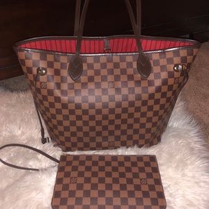 Authentic Louis Vouitton Never Full MM